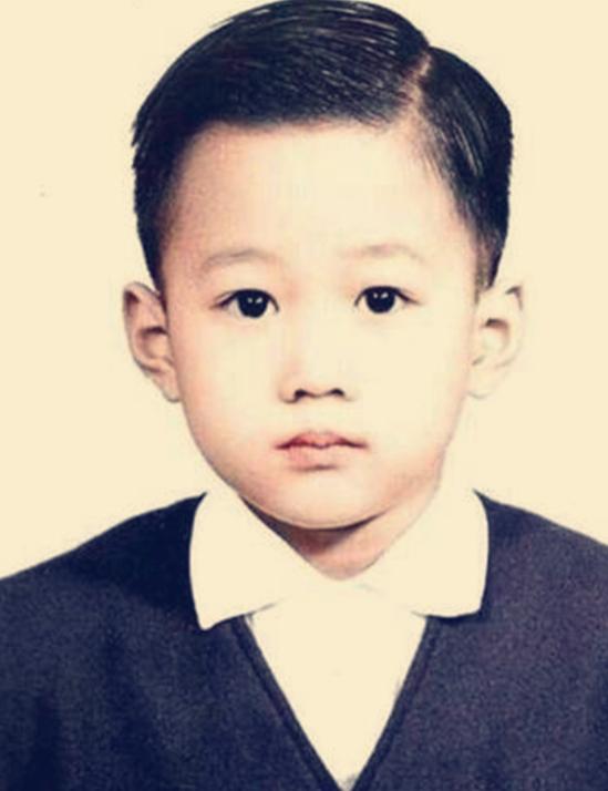 黄家驹年轻时的情史,黄家驹当年的爱情故事