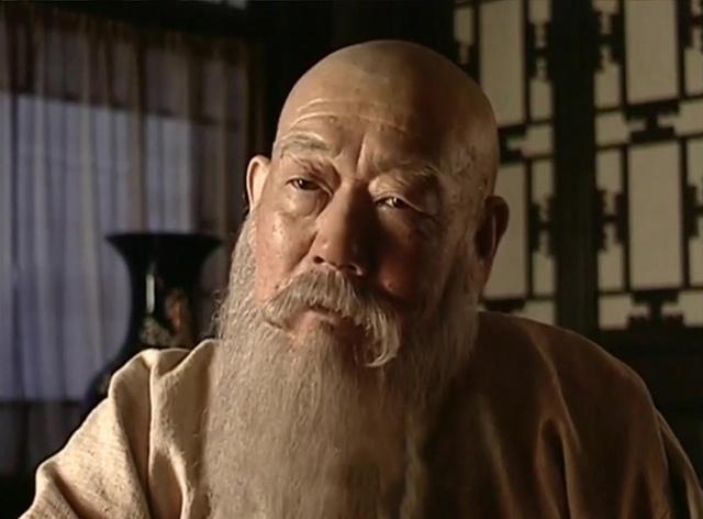 老版三国演义同一个人物几个演员,盘点94版三国演义当时的龙套演员