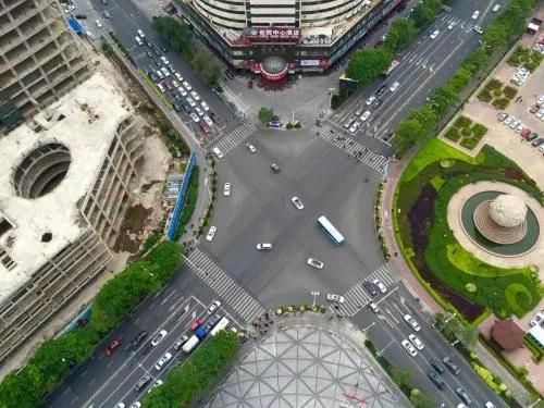 你这是怎么开车呢？再这么下去迟早被KO