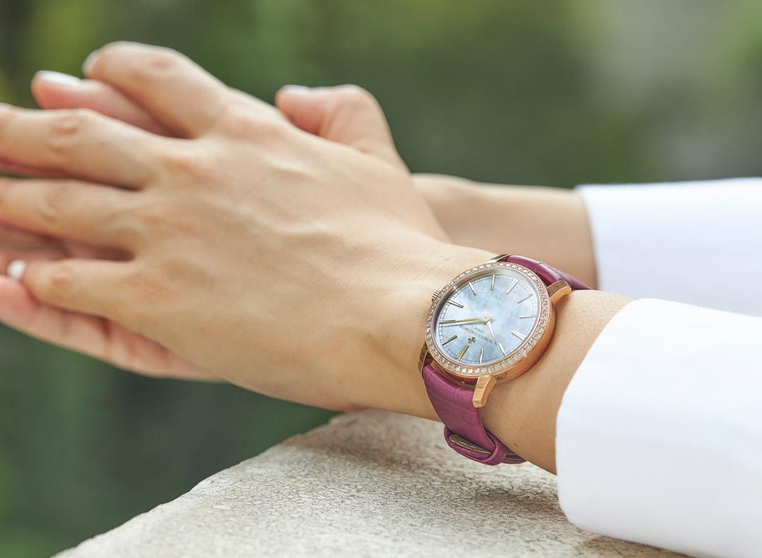 象征尊贵的紫色，属于风华绰约的你