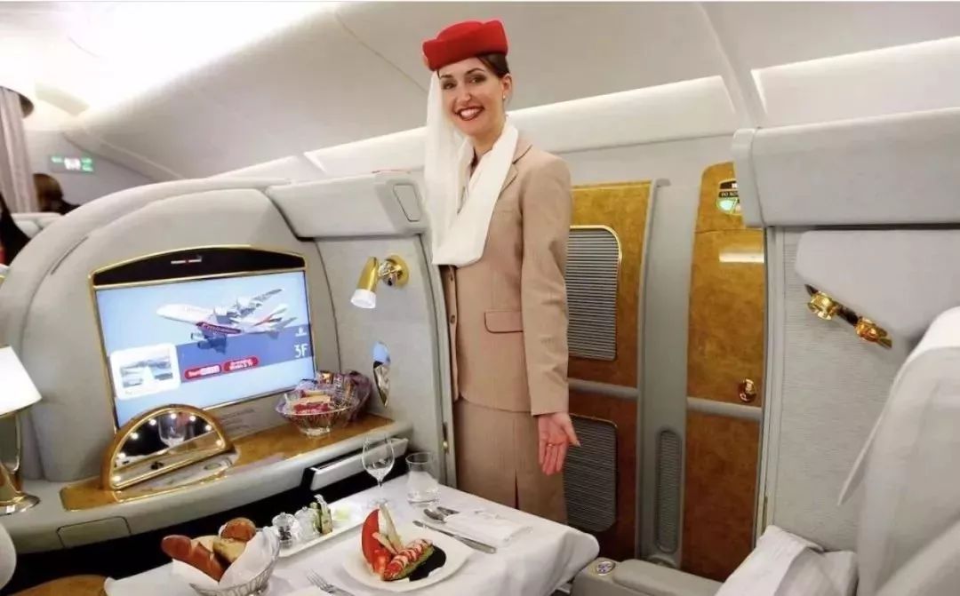 空客a380阿联酋航空vs新加坡航空,亚洲航空排名