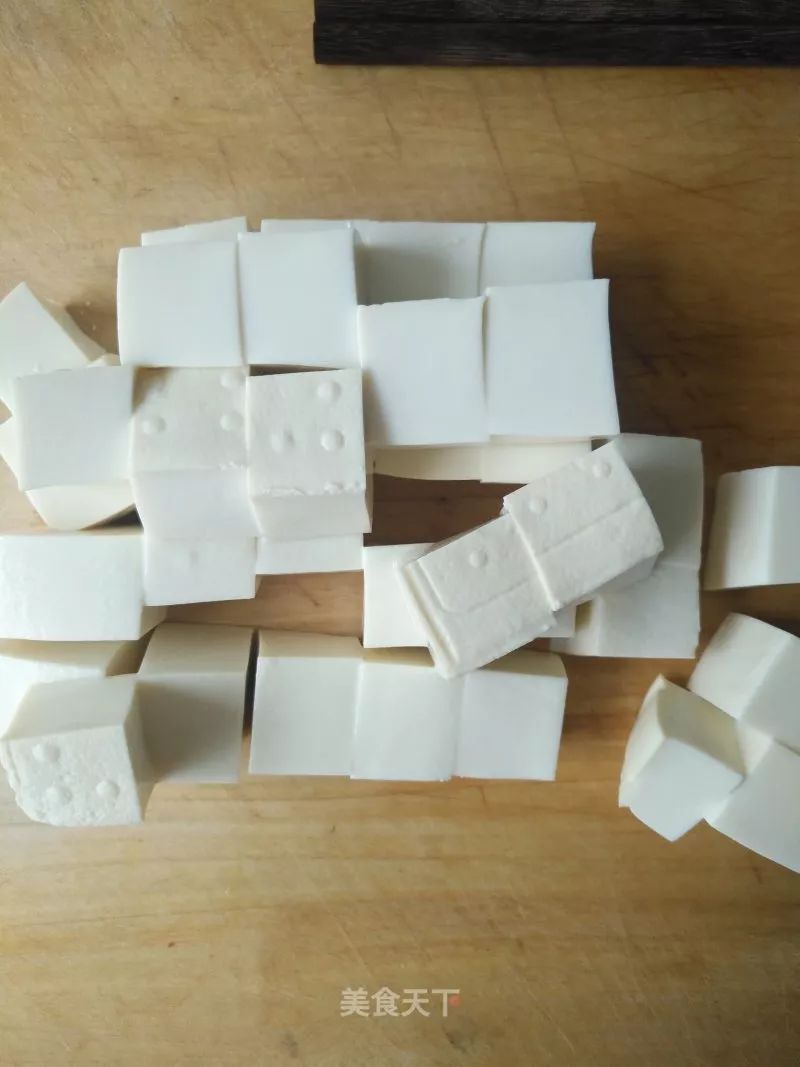 蟹黄豆腐鲜香嫩滑太下饭了,蟹黄虾仁豆腐做法