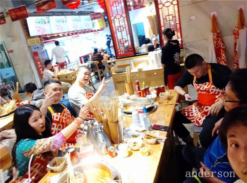 陪着贡嘎过仲秋，深夜听到女生的尖叫（上）