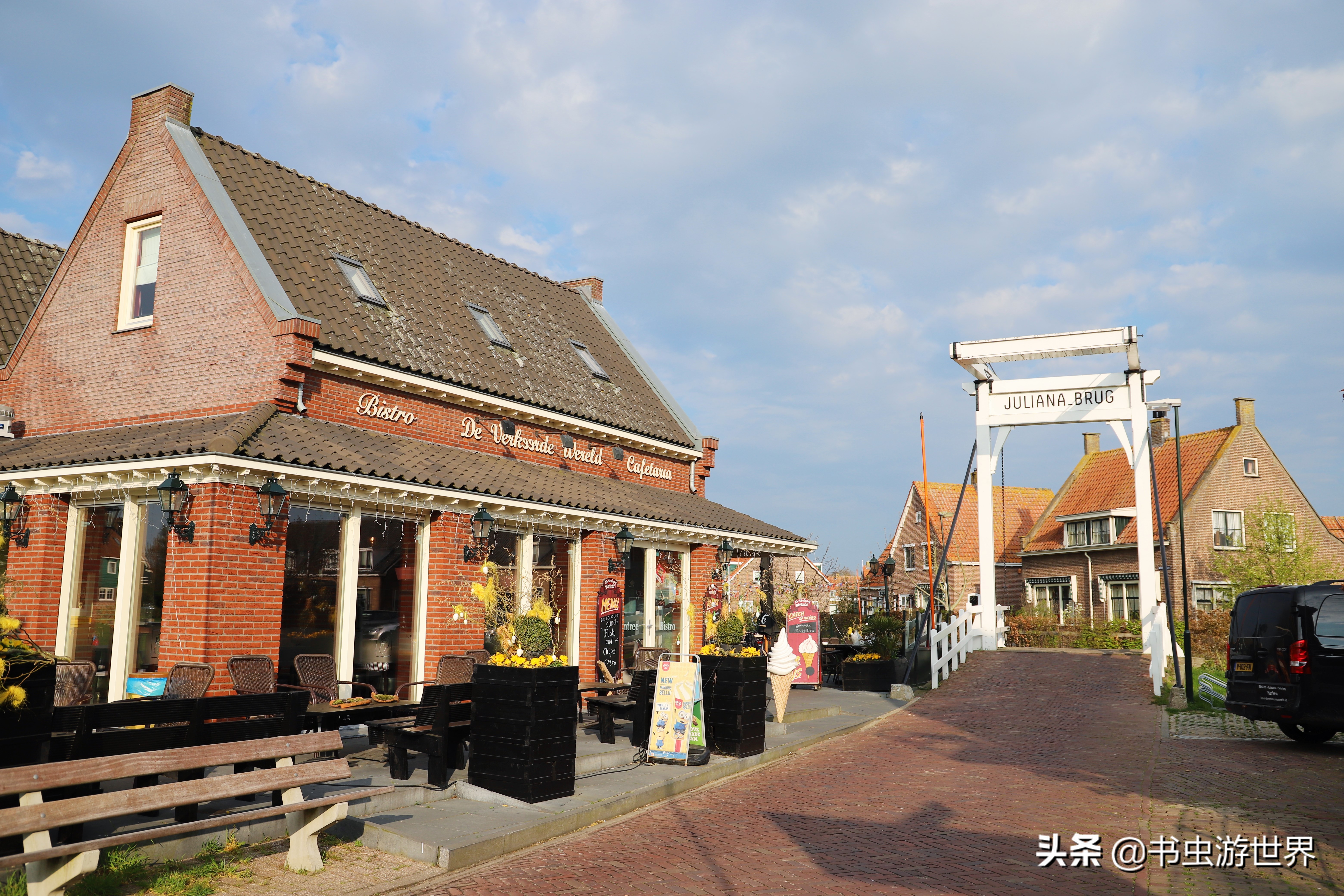 红顶小木屋,红顶绿墙小木屋