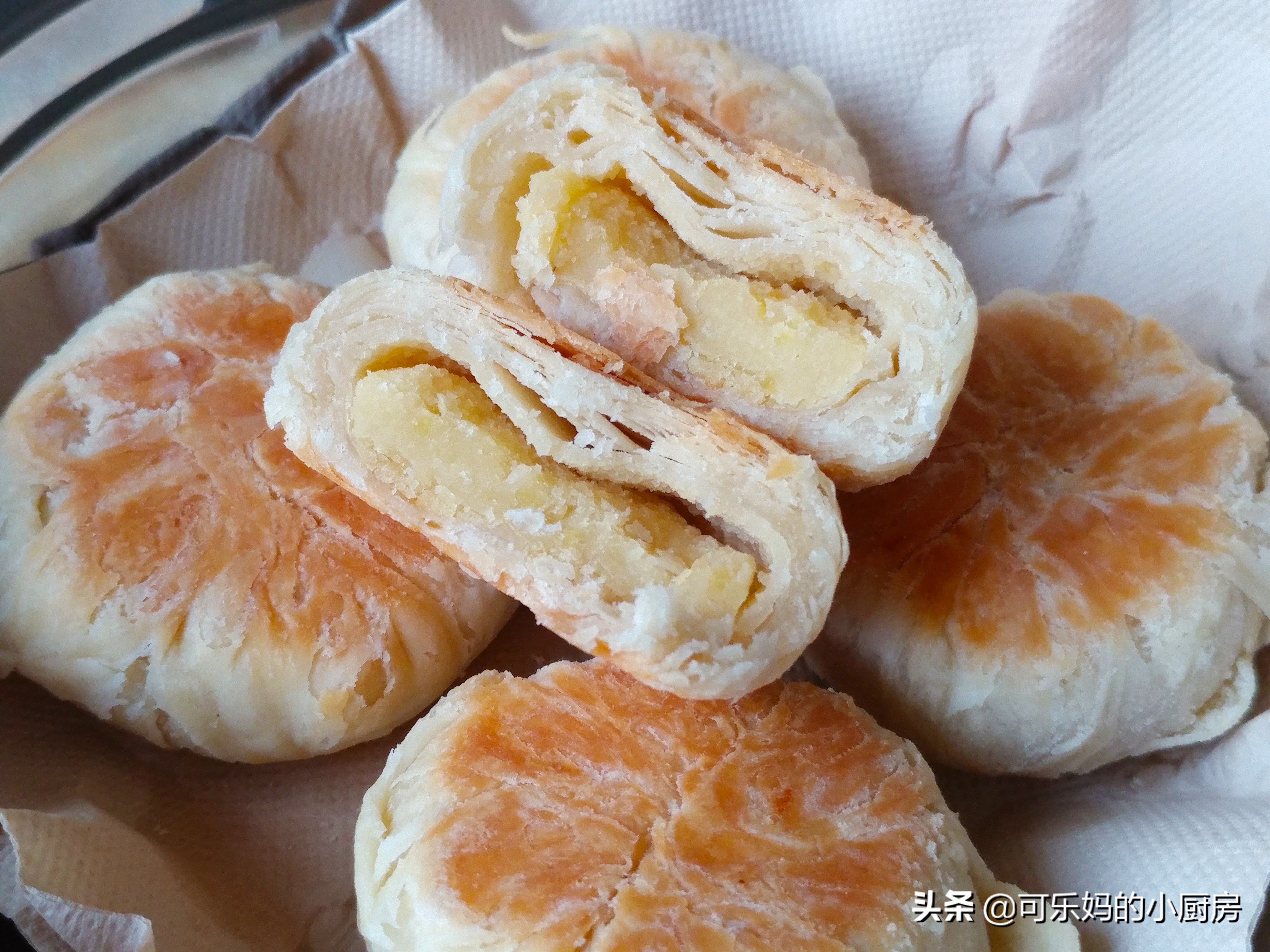 酥皮绿豆饼小吃,蛋挞皮酥皮绿豆饼