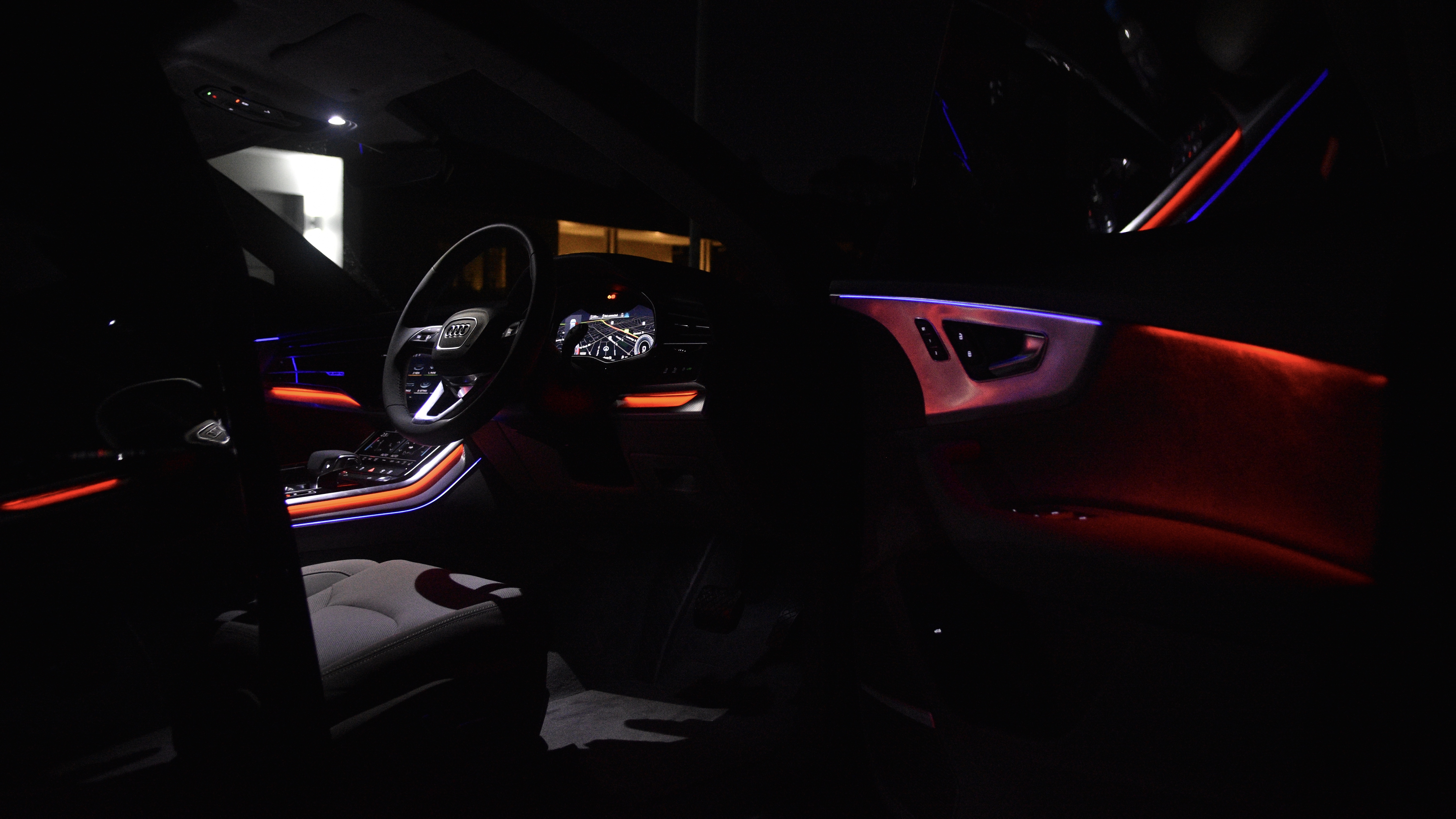 奥迪q8名场面,奥迪q855tfsi价格多少钱