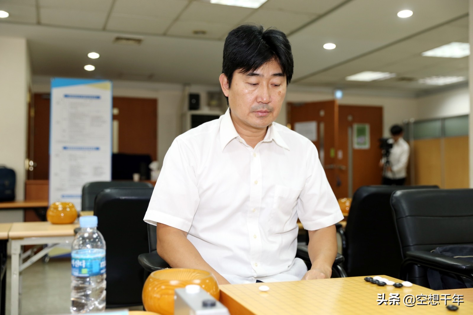 小林觉醉打柳时熏来龙去脉,小林觉为什么打伤柳时熏