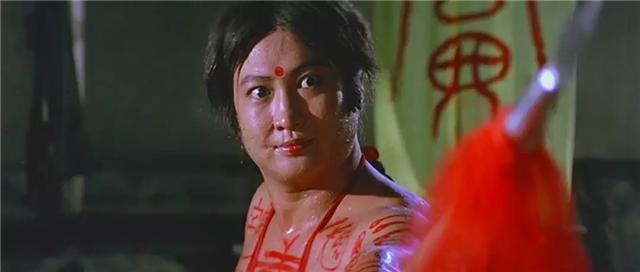 90年拍摄的香港鬼片经典吓人,香港老鬼片一大堆孤魂野鬼