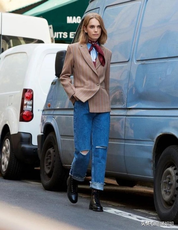 开春必买的外套高级时髦显气质,40岁女士过年外套气质高端穿搭