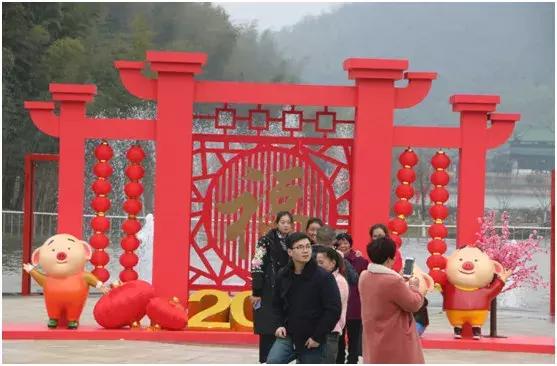 今天，我在宜兴竹海，过传统春节，沾福气满满！