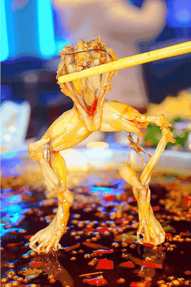 最好吃的美蛙鱼头在哪里,美蛙鱼头火锅的吃法