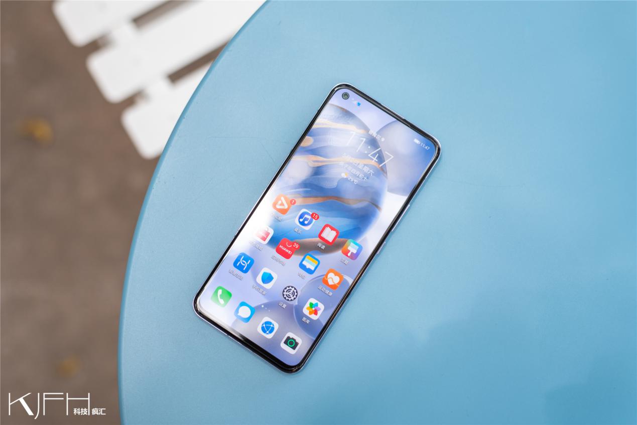 光荣30麒麟985和980区别,光荣305g深度测评