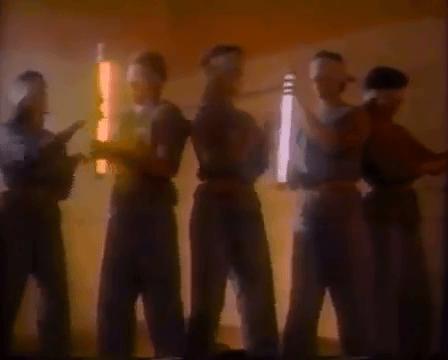 街头蹦迪最火,为什么蹦野迪在年轻人之间兴起