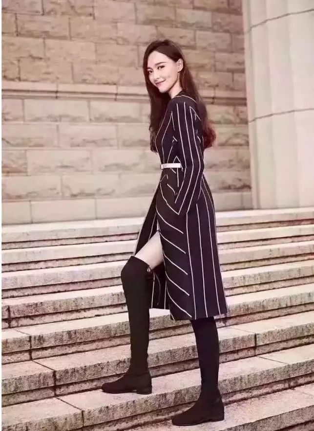 stuartweitzman是奢侈品吗,stuartweitzman今年爆款