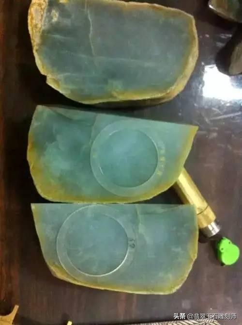 结婚三金选择黄金还是彩金,结婚金首饰怎么挑选