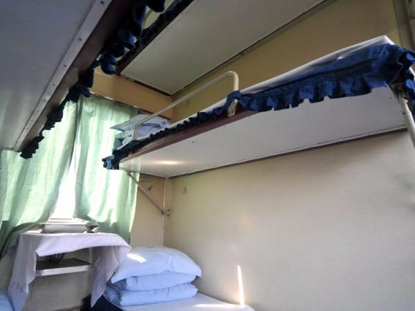 硬卧为什么比软卧便宜,为啥软卧比硬卧便宜