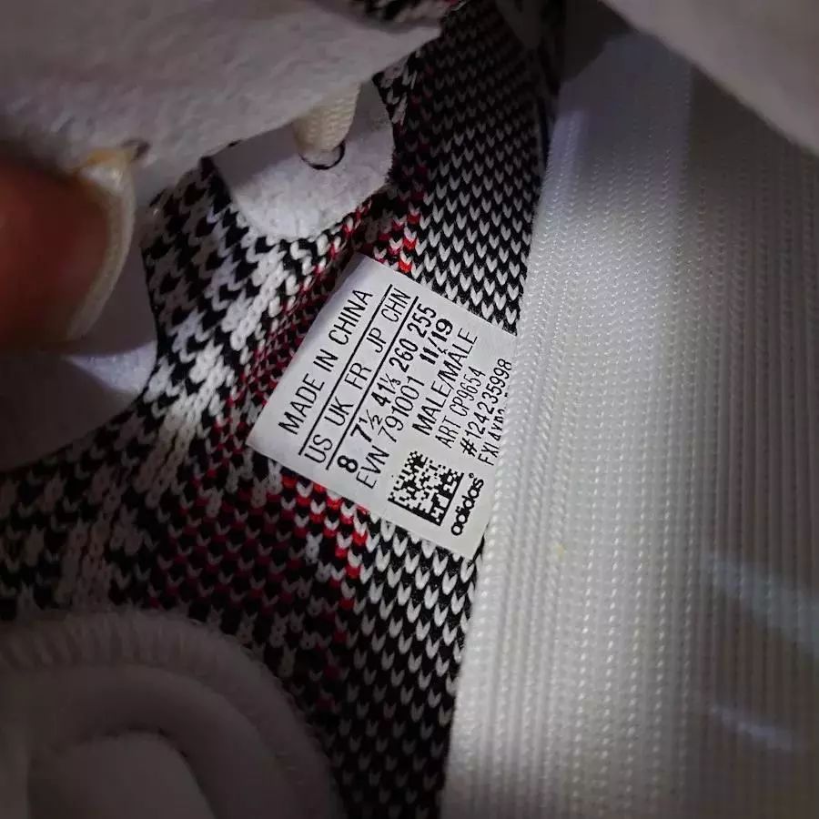 yeezy350白斑马第7次补货,最新yeezy350白斑马