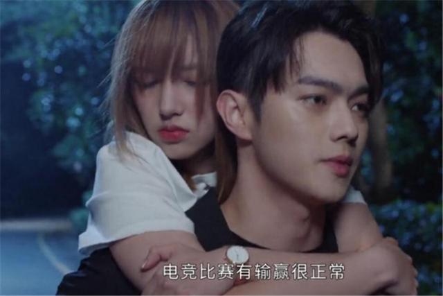 女人对男人动了真情的四个表现,女人一旦对男人动了真情的表现