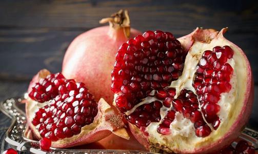 石榴籽有什么营养价值需要吃掉吗,石榴的营养价值和药用价值是什么