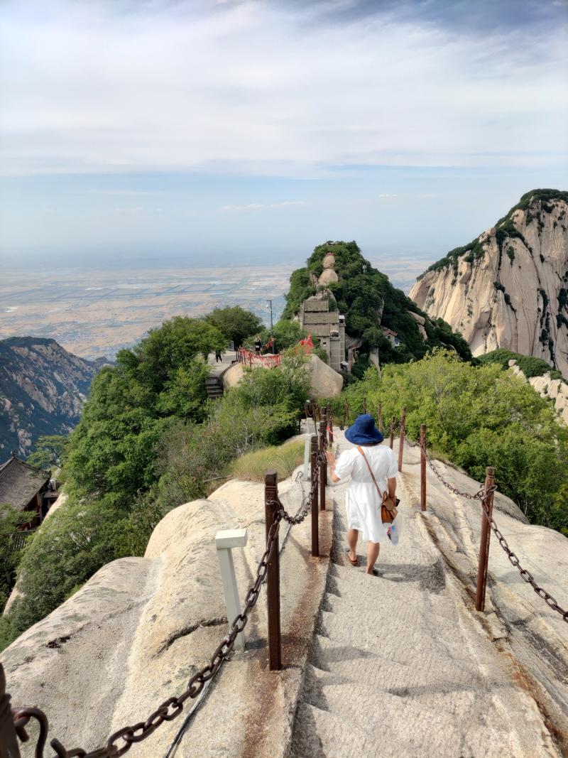 华山派的轻功一定被低估了——华山一日游有感