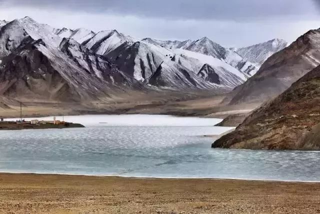 新疆喀什到巴基斯坦需要怎么过去,喀什通巴基斯坦公路