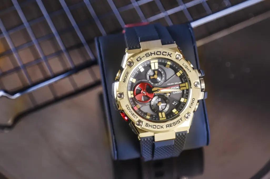 卡西欧八村塁手表如何看电量,卡西欧八村塁联名款手表怎么调试