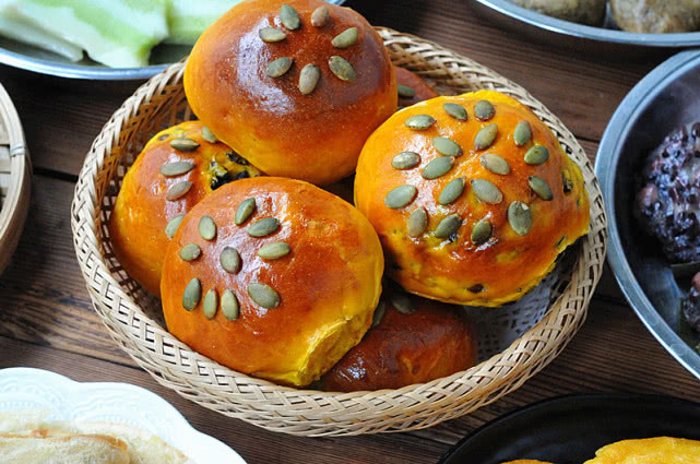 只用面粉做的即好看又简单的美食,面粉可以做什么野餐美食