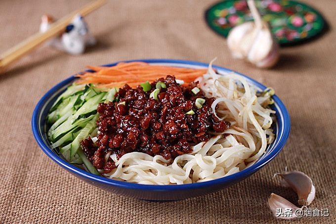 北京炸酱面的肉香,北京炸酱面的特点