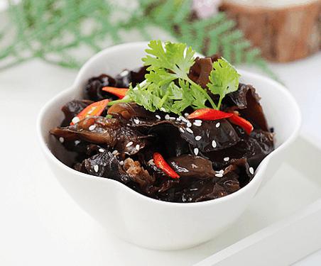 凉拌木耳怎么做又脆又香,凉拌木耳简单又好吃的做法