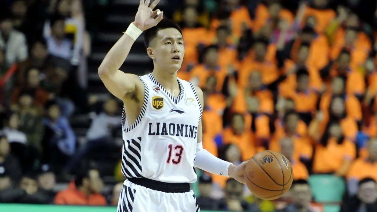 17岁代表国家队出战,17岁成为足球界的传奇