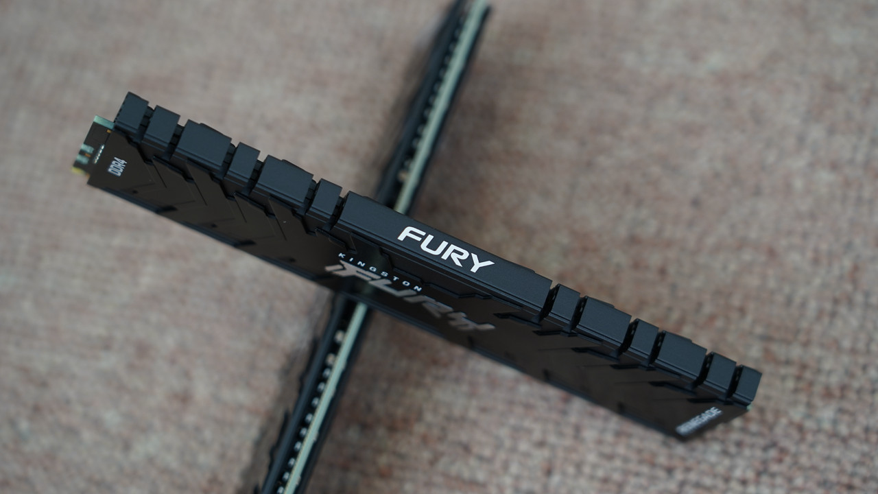 换个“马甲”就不认识你了？金士顿叛逆者DDR43600内存体验分享