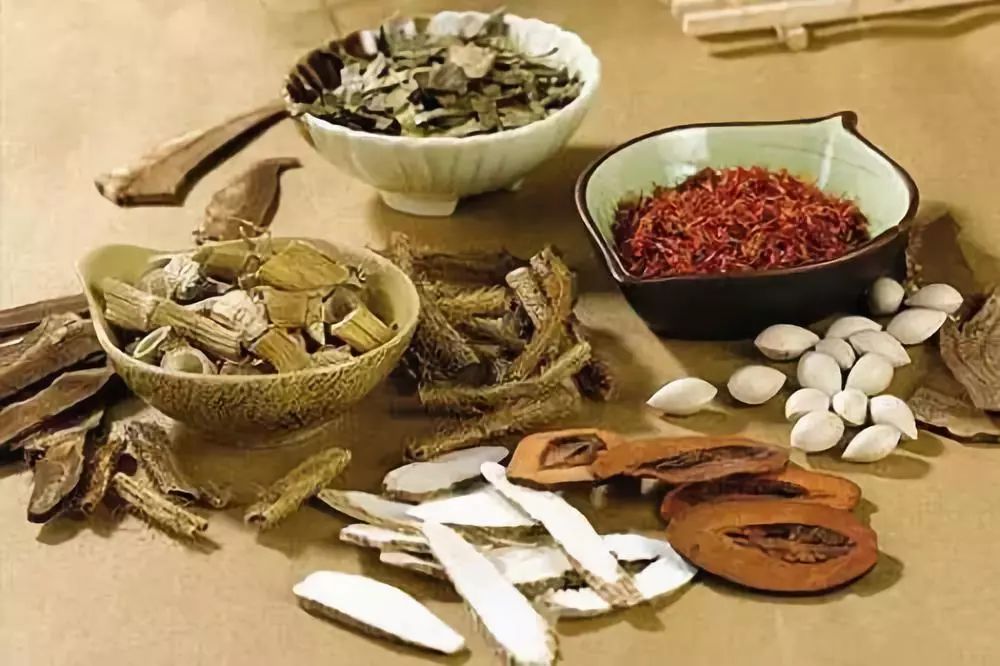 中成药之六味地黄丸可治这12种病,六味地黄丸用中药好还是中成药好