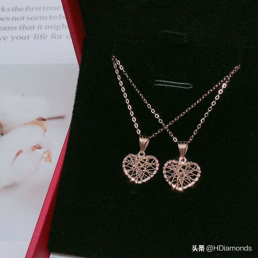 适合春夏的贵气感首饰,多彩首饰点缀细节不经意的时尚感