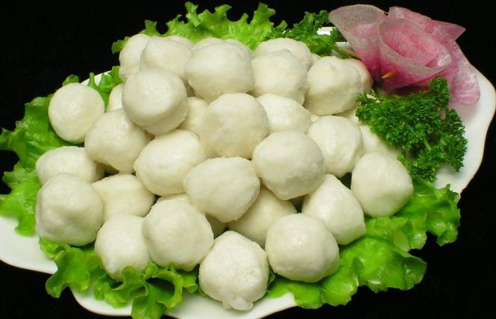 酥脆鲜甜咬下去满满都是墨鱼丸,墨鱼丸怎么炸才能做到外酥里嫩