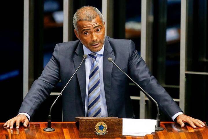 鐙嫾缃楅┈閲屽ゥ鍑岀┖鎶藉皠,鐙嫾缃楅┈閲屽ゥ瑙嗛