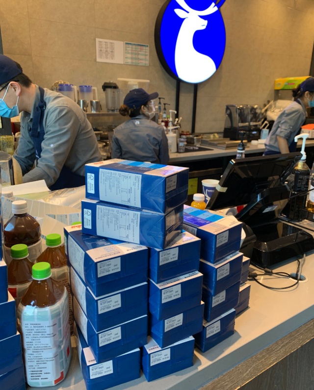 瑞幸大跌的原因,瑞幸暴跌瑞幸目前形势如何