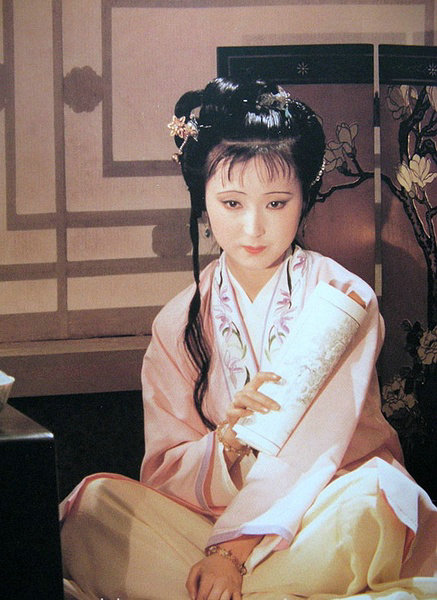 从红楼梦的真真国到哈哈镜花缘的白民国，揭示中日文化内涵大不同