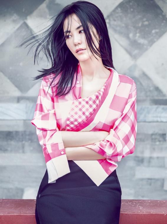 “宅男女神”*虹翁**的倔强人生，和她背后不得不提的男人们