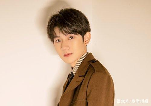 适合学生党剪的刘海短发男生,适合脸型长的短发男生刘海