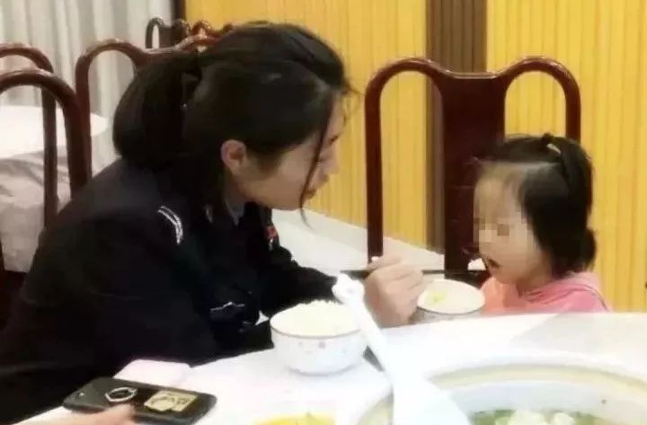 110先进评选｜走近警队中你最“熟悉”的陌生人