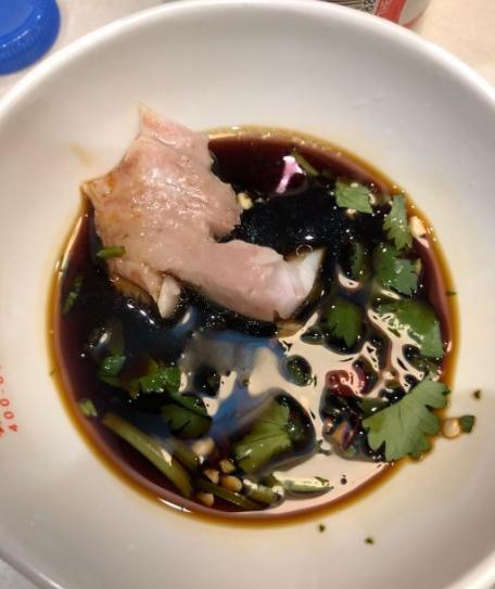 云南特点的蒸汽石锅鱼味道真不错,好吃的云南蒸汽石锅鱼