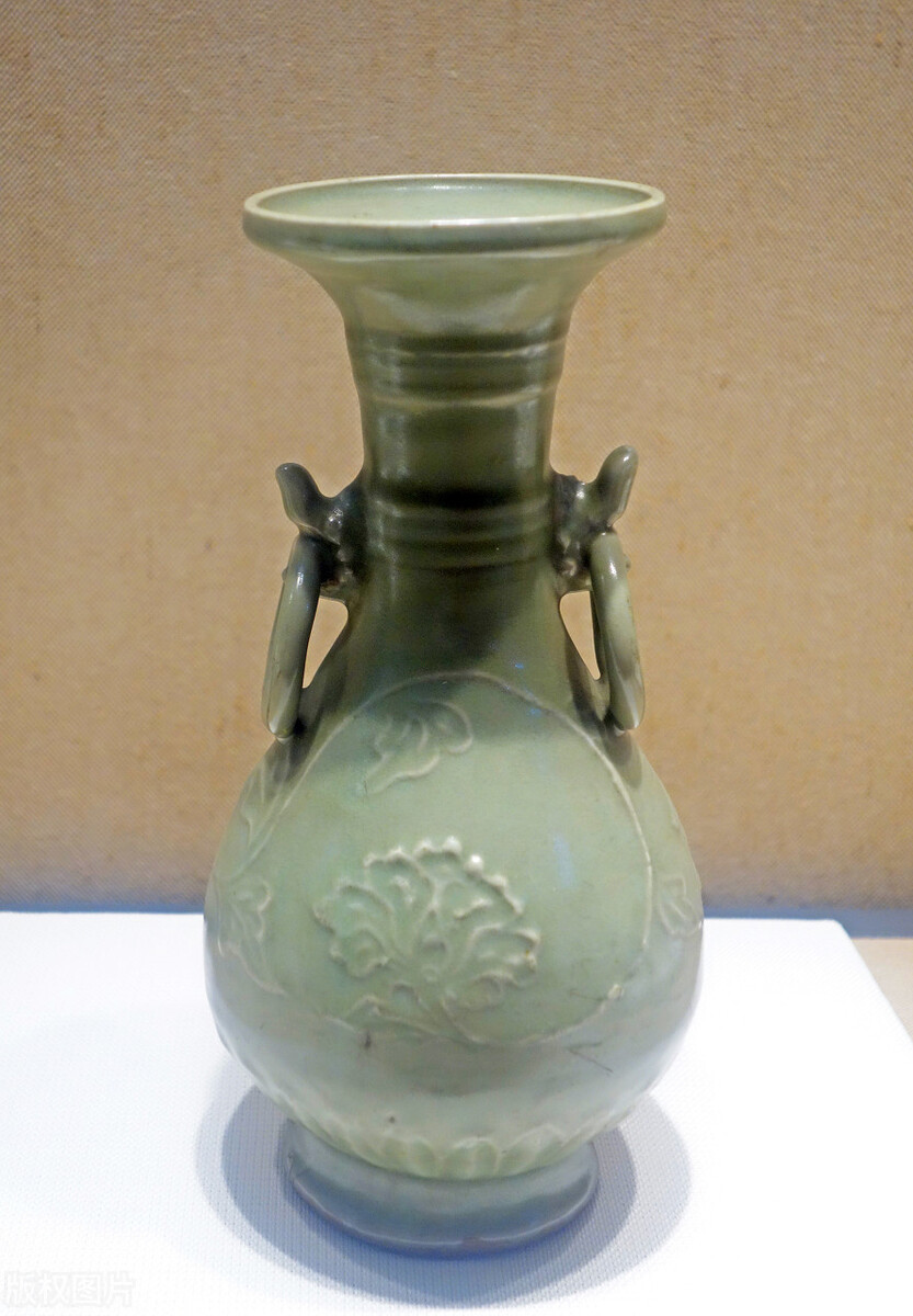 龙泉窑馆藏精品,元代龙泉窑瓷器鉴定方法