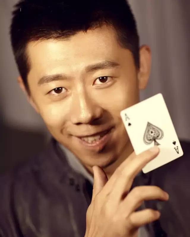 葛优和徐峥哪个厉害些,葛优张艺谋刘德华谁地位高