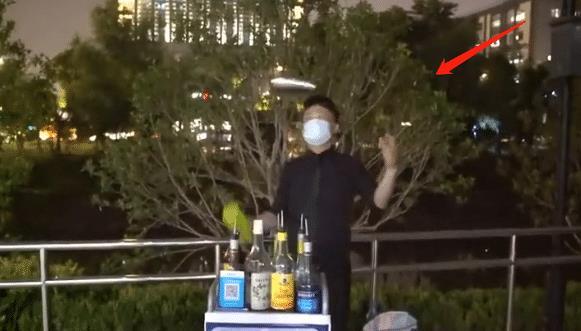 街边调酒摊实际到底赚钱吗,一线城市调酒师真实收入