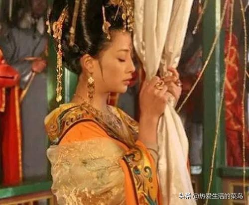 *国亡**皇后被当众羞辱，画师画下整个过程，如今还被台湾博物馆收藏