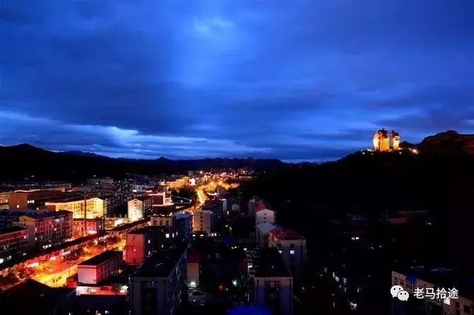 最好爬、闹市区、景色奇、有野猴—野游户外-5