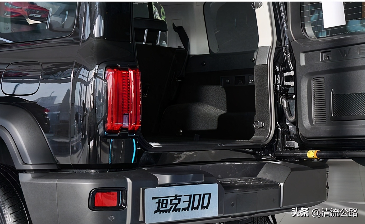 wey坦克300内饰官图发布,wey坦克300比肩大g也靠它