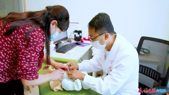 儿童健康守护人员,儿童健康成长路上守护人