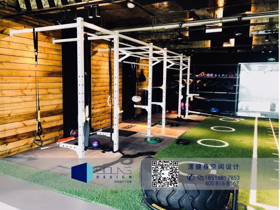 听说在CF成都大会上，漾设计上映了“获奖者联盟”？！