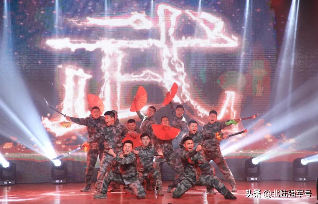 军营春晚嗨翻全场,军营春晚众星闪耀你喜欢哪一款